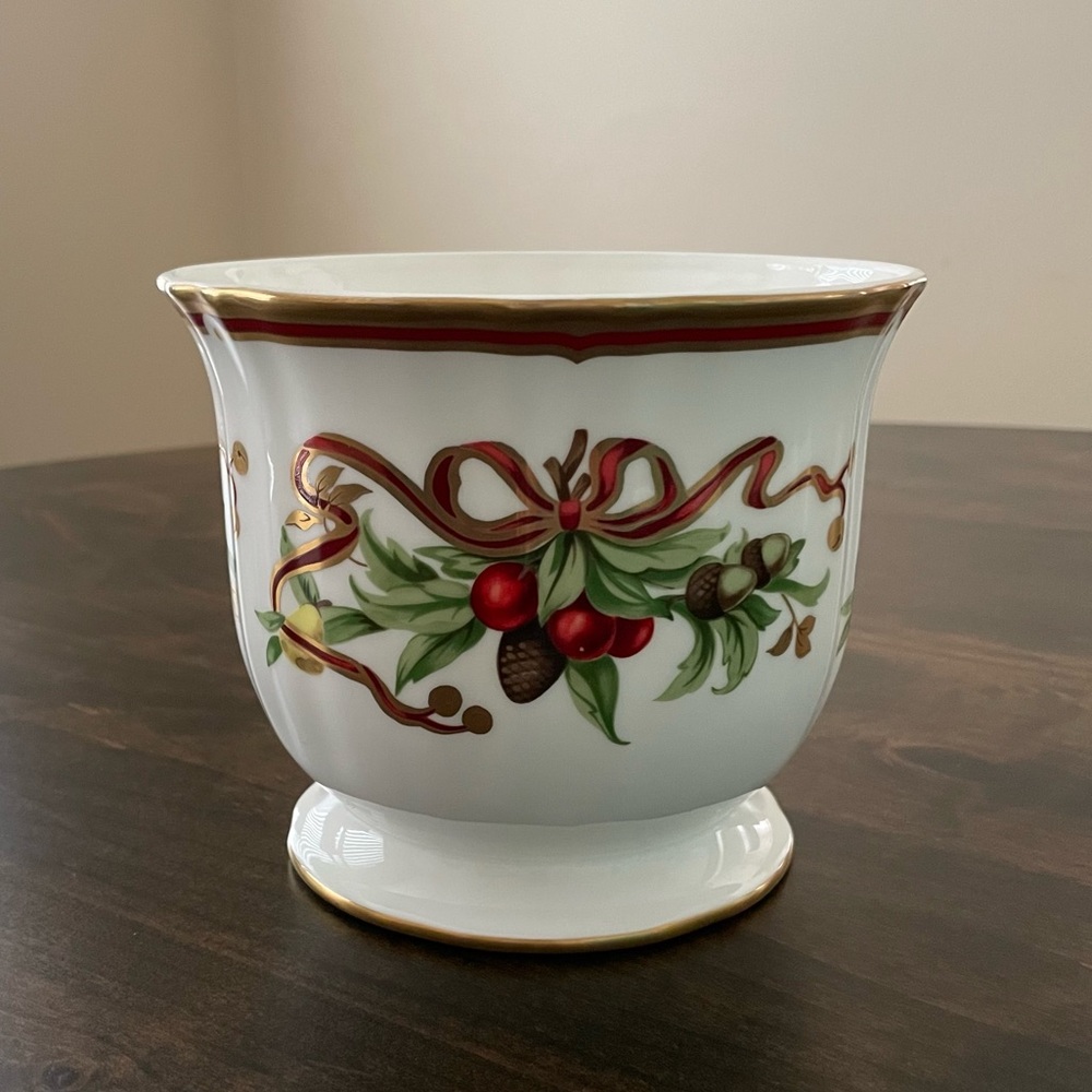 Tiffany & Co. Holiday Garland Cachepot with Original Gift Box